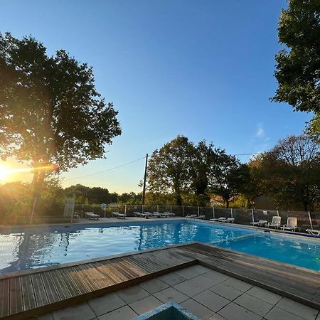 4-Gite 4 Personnes Avec Piscine Saint-Aubin-de-Nabirat 外观 照片